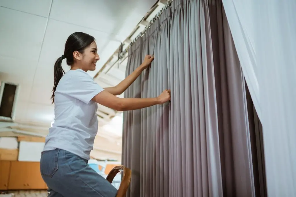 Curtain Dry Cleaning Services in Dubai